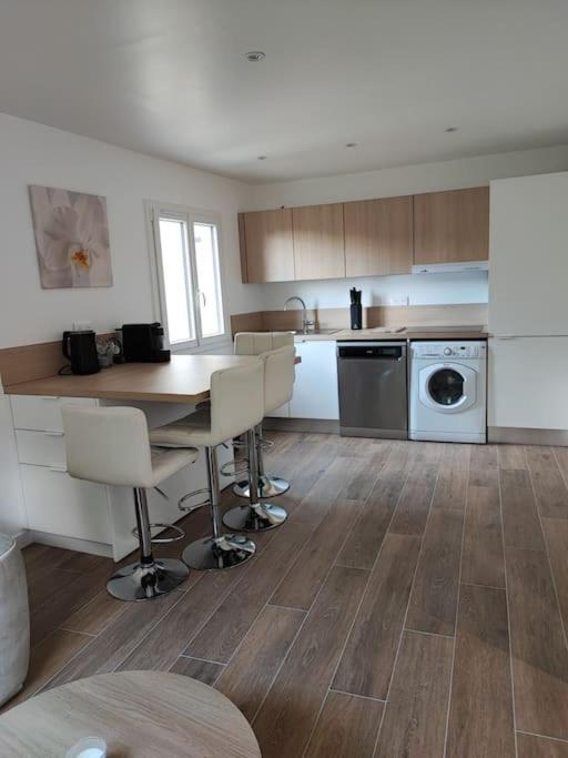 Charmant Appartement 2 Pieces Proche Disneyland Villeneuve-Saint-Denis Exterior foto